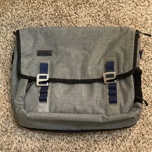 Timbuk 2 bag